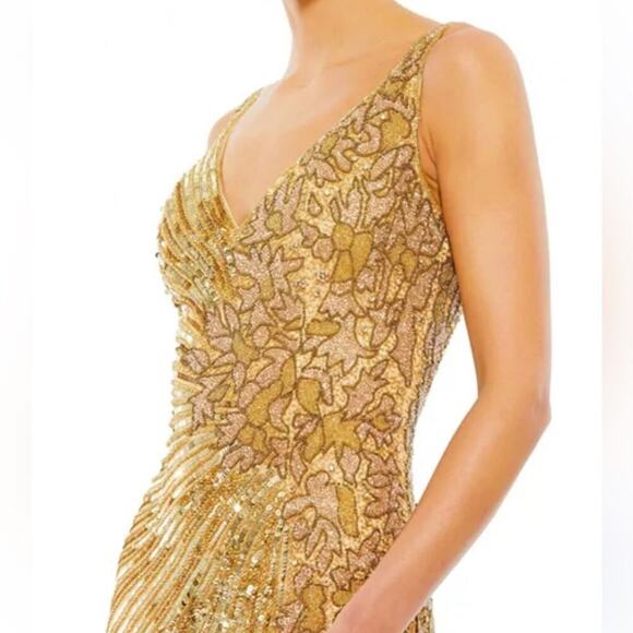Mac Duggal Beaded Floral Sleeveless Gown v neck sequin evening formal dress 10 - Picture 3 of 10